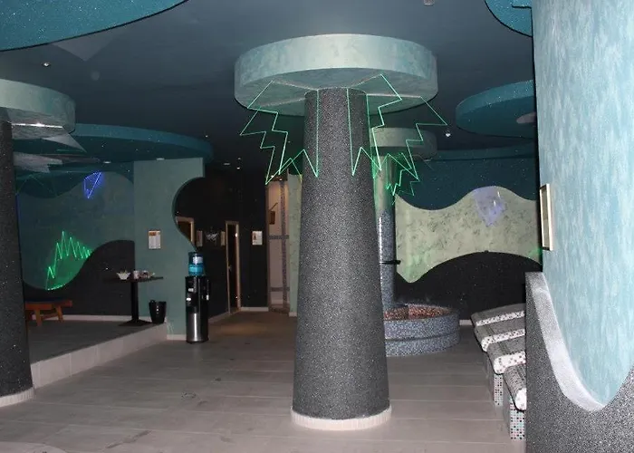 Lila U Kraljevim Cardacima コパオニク